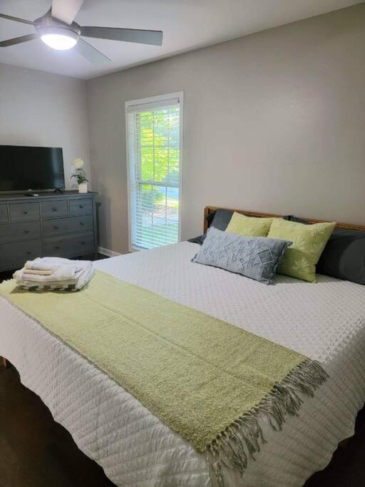 Refreshed!! Private 4Brms 2 Bath - 2 King Beds!! Villa Smyrna Eksteriør bilde